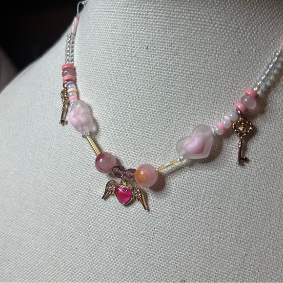 Heart necklace with  dangling keys - Picture 2 of 5